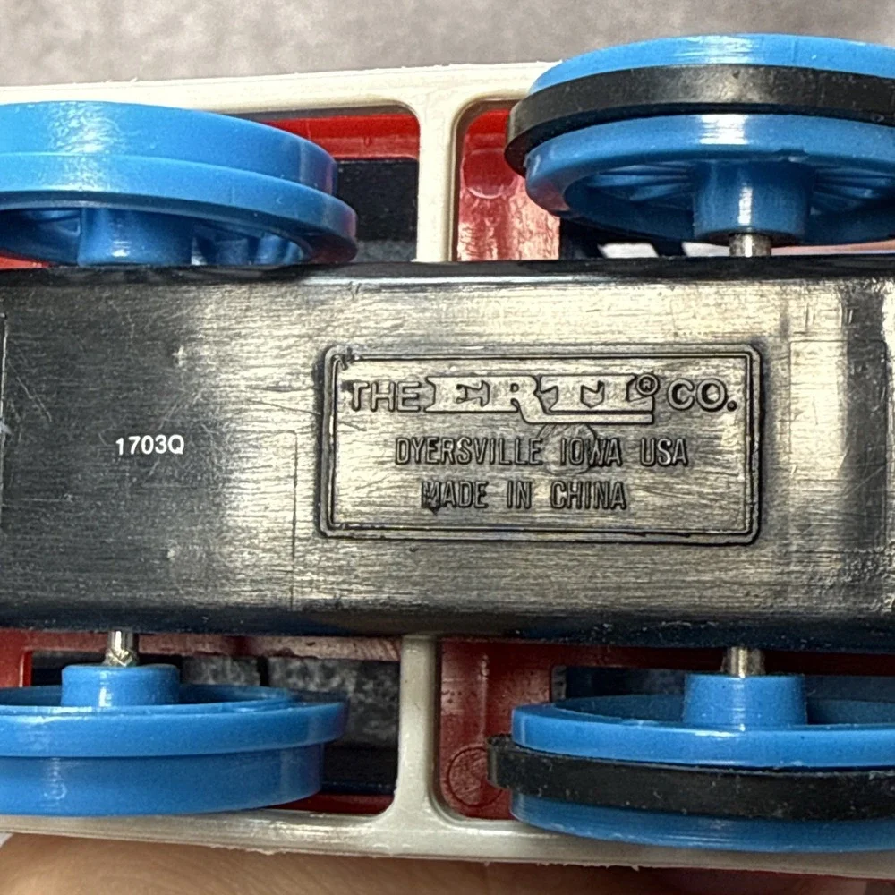 ERTL Britt Allcroft 1985 Thomas The Tank Engine Pull Back 7.5